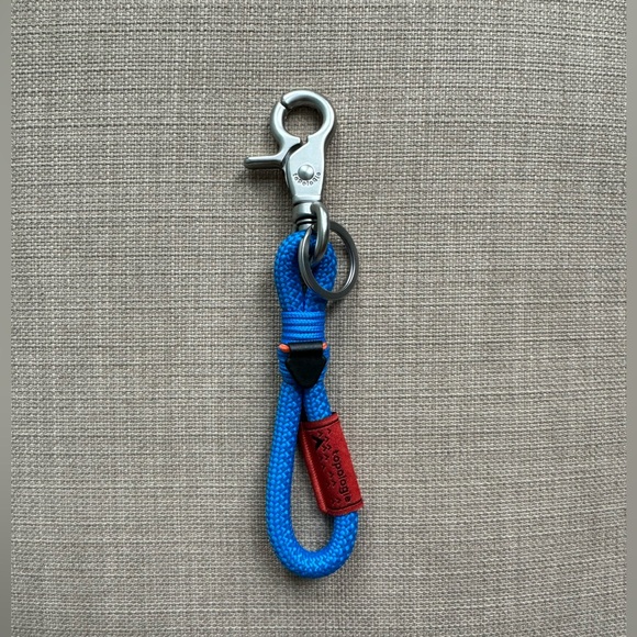 Loop Key Holder - Picture 4 of 8